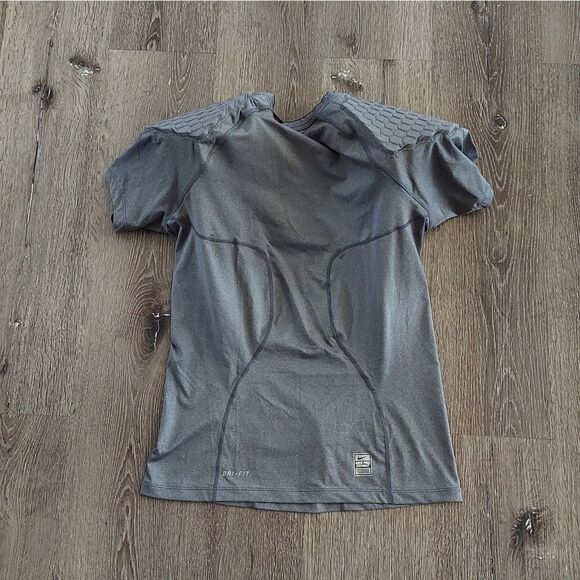 Nike Pro Combat Dri-Fit Compression Padded Shirt Size XL 373113-021 - Picture 1 of 8